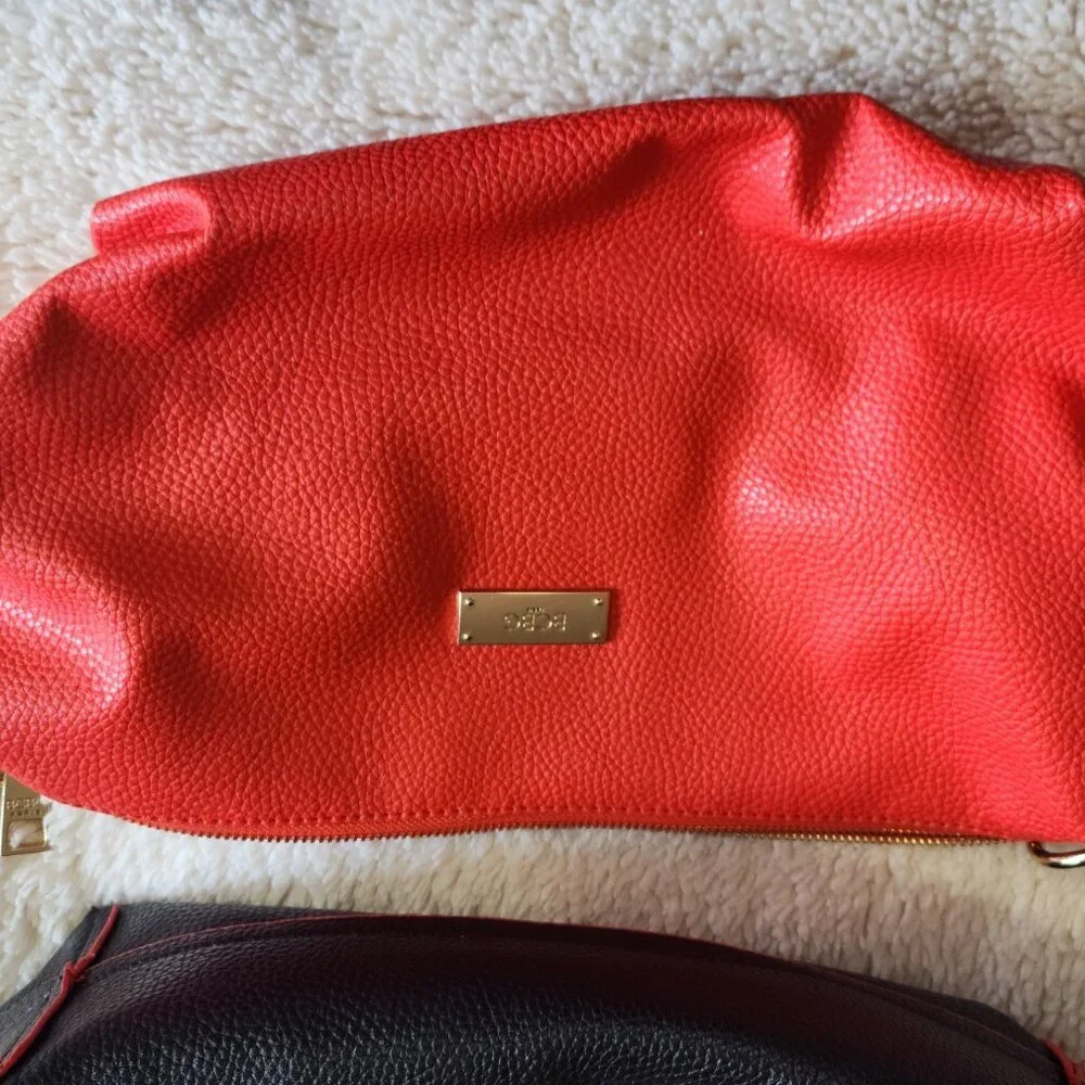 BCBG Paris reversible tote with crossbody bag - Picture 8 of 8